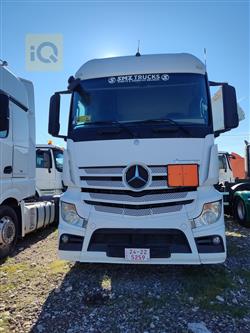 مرسيدس اكتروس